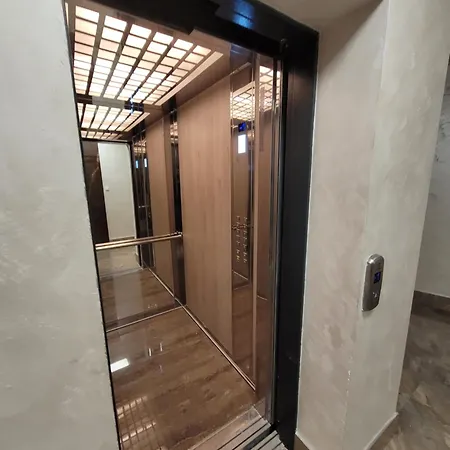 Royal Apartment