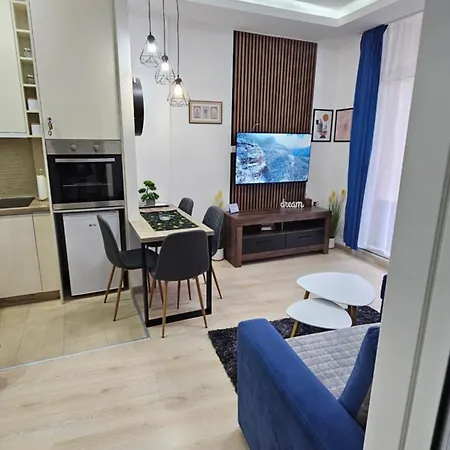 Royal * זלאטיבור