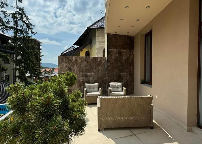 Royal * زلاتيبور