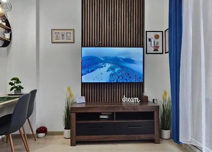 Royal شقة زلاتيبور