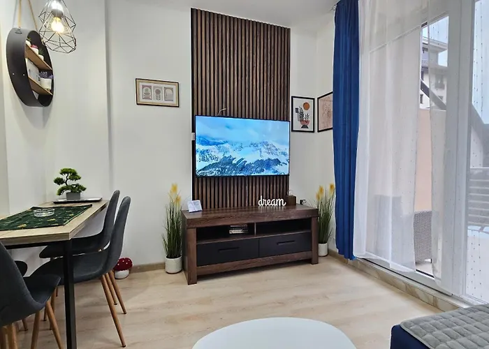 Royal زلاتيبور